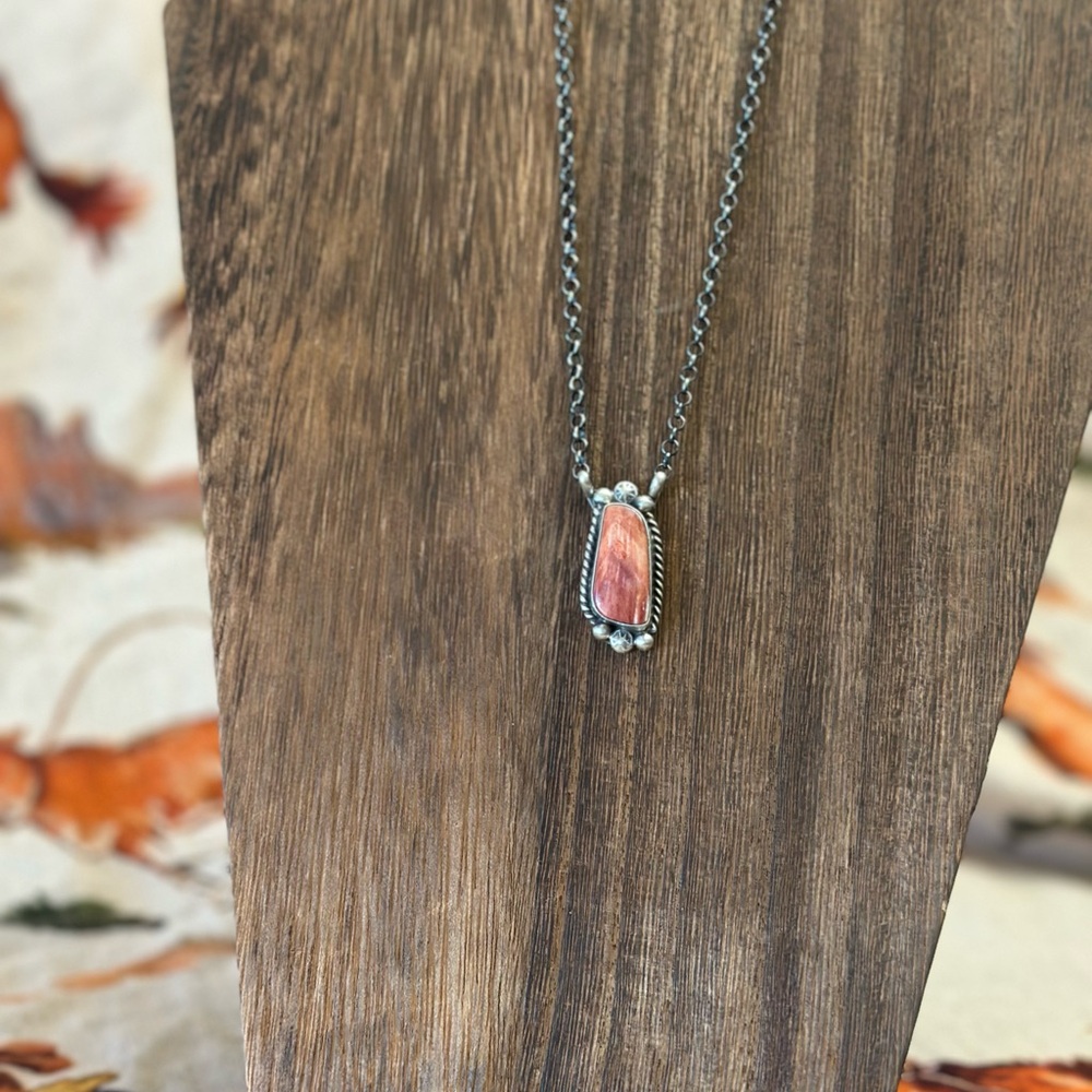 Elegant Silver and Red Spiny Pendant Necklace